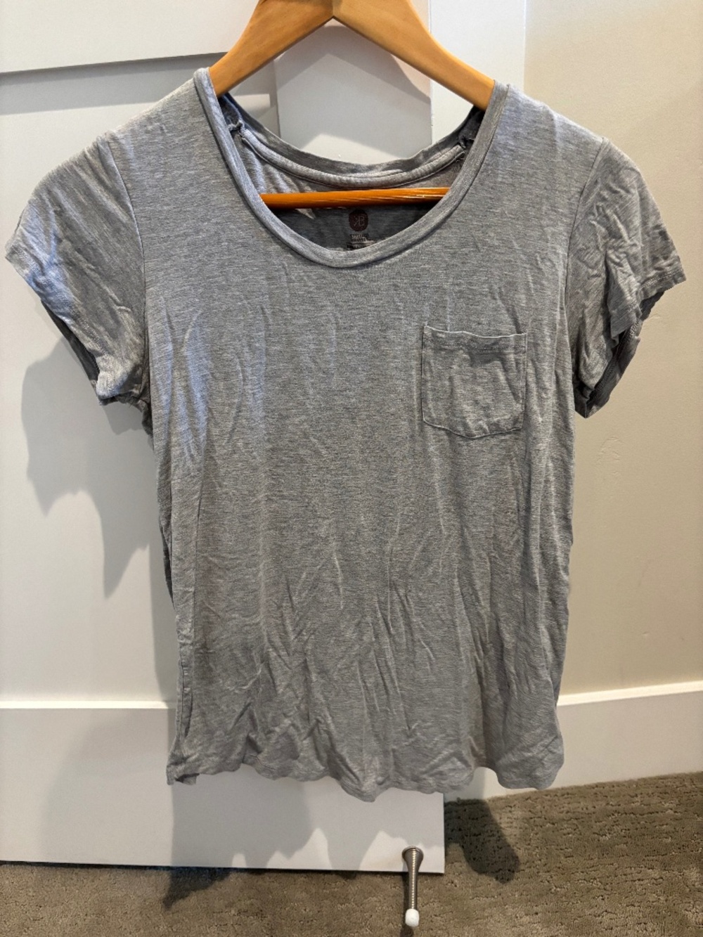 Kindred bravely nursing t shirt size small